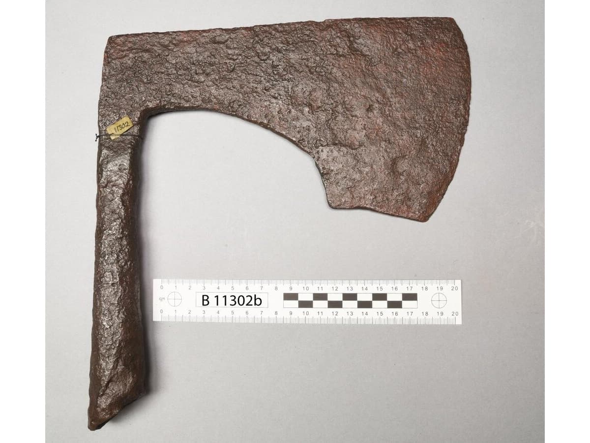 Socket axe made of iron.